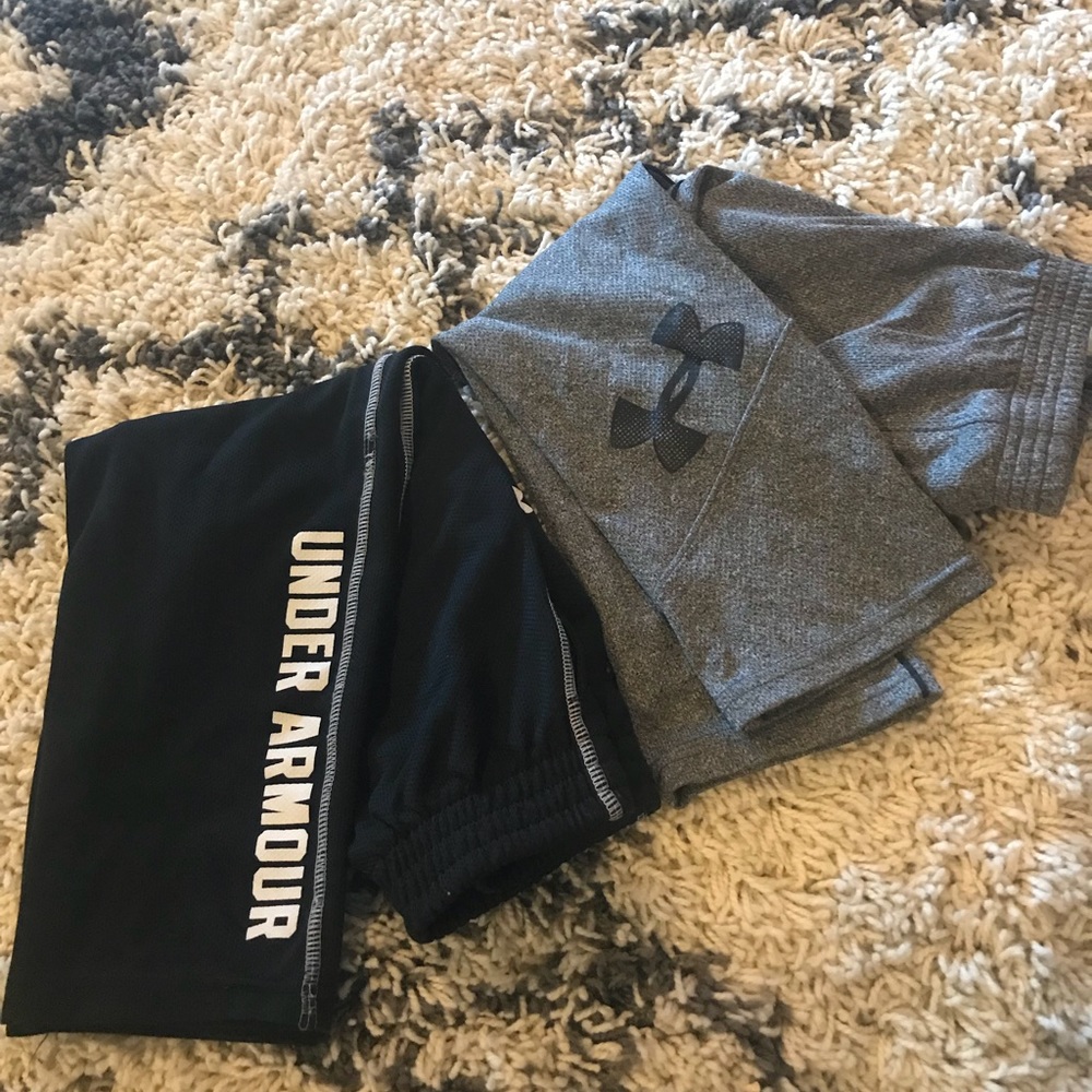 Boys Under Armour Bundle size 4T